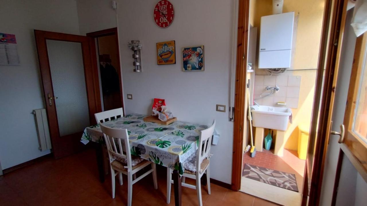 La Casa Dei Viaggiatori - Viareggio - Posto Auto Gratuito Apartment Ngoại thất bức ảnh