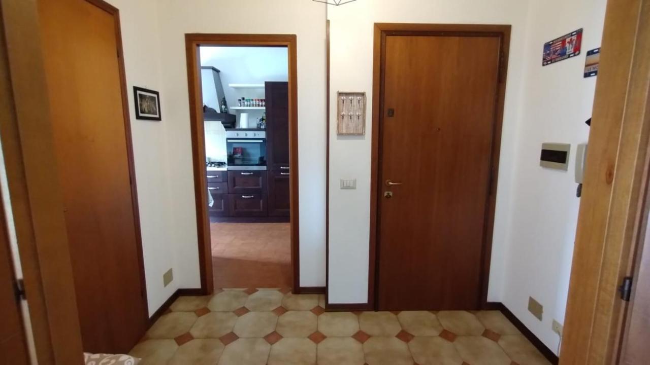 La Casa Dei Viaggiatori - Viareggio - Posto Auto Gratuito Apartment Ngoại thất bức ảnh